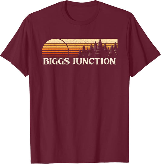 Biggs Junction, OR Vintage Evergreen Sunset Eighties Retro T-Shirt - T-Shirt | Maroon