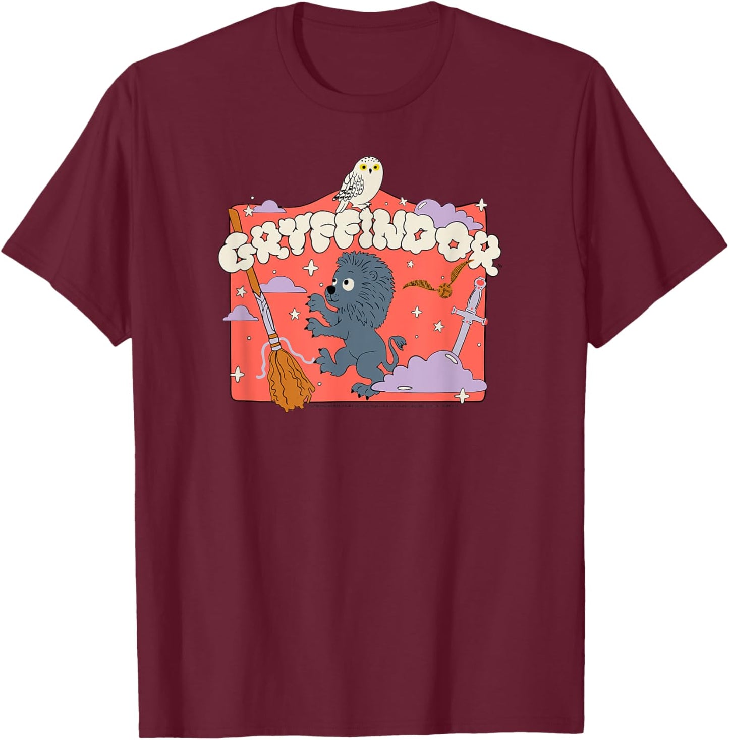 Amazon Essentials Harry Potter Hogwarts Gryffindor House Cartoon Scene T-Shirt - T-Shirt | Maroon