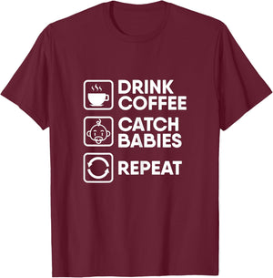 Midwife Obstetrician Doula Pregnant - Midwife T-Shirt - T-Shirt | Maroon