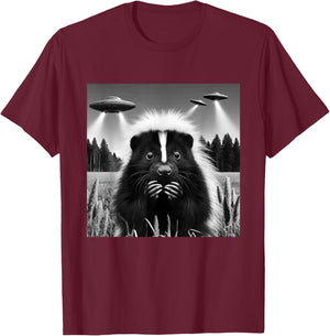 Skunk Funny Graphic Selfie with UFOs Weird Aliens T-Shirt - T-Shirt | Maroon