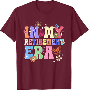 Retro Groovy in My Retirement Era Funny Retired Mom Women T-Shirt - T-Shirt | Maroon