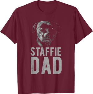 Staffordshire Bull Terrier in black - staffie dad T-Shirt - T-Shirt | Maroon