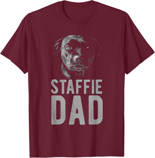 Staffordshire Bull Terrier in black - staffie dad T-Shirt - T-Shirt | Maroon