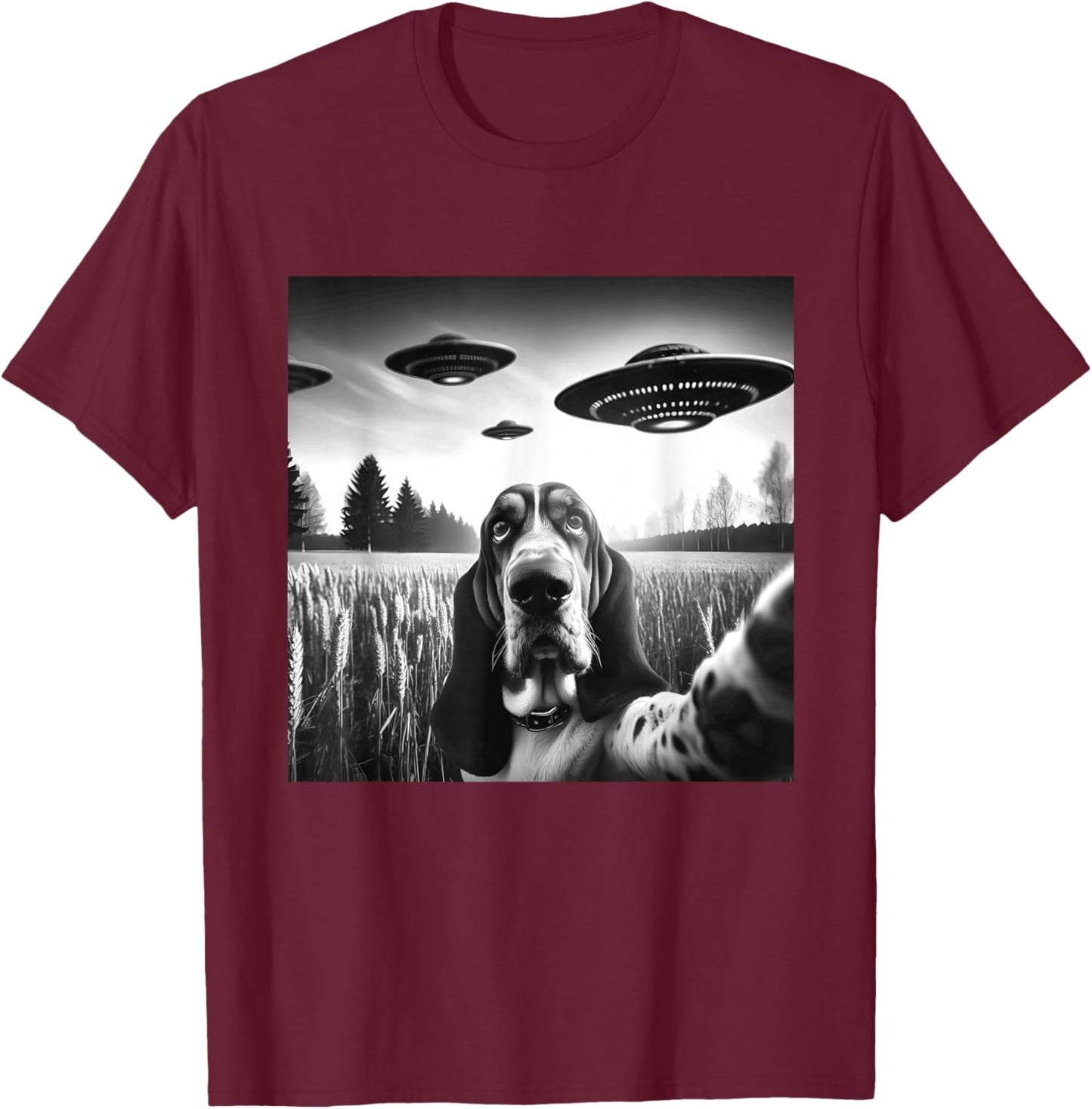 Basset Hound Funny Dog Graphic Selfie with UFOs Weird Aliens T-Shirt - T-Shirt | Maroon