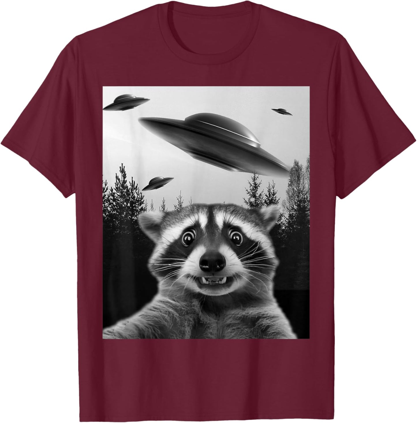 Alien UFO Funny Raccoon T-Shirt - T-Shirt | Maroon
