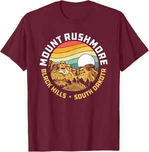 Retro Mount Rushmore National Memorial Vintage 80s Graphic T-Shirt - T-Shirt | Maroon