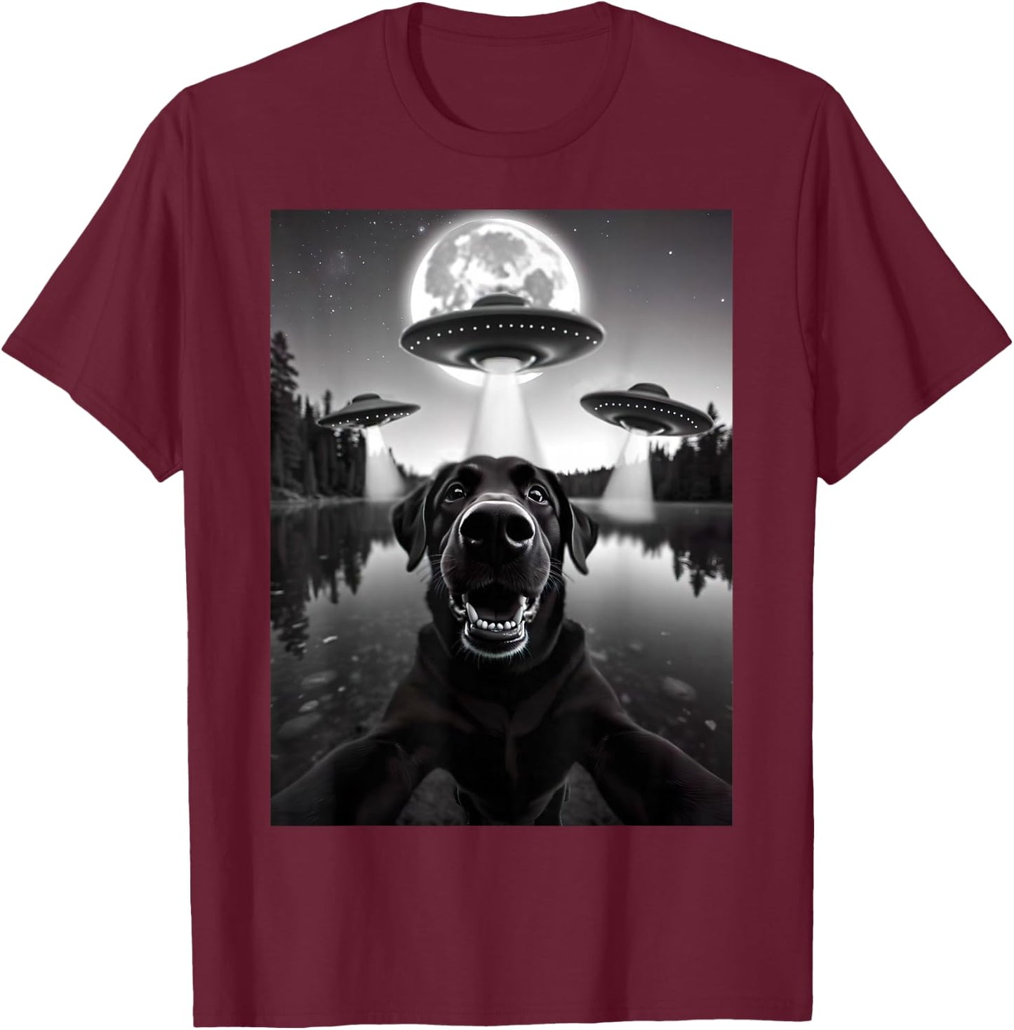 Funny Black Lab Labrador Dog Selfie with UFOs Weird Aliens T-Shirt - T-Shirt | Maroon