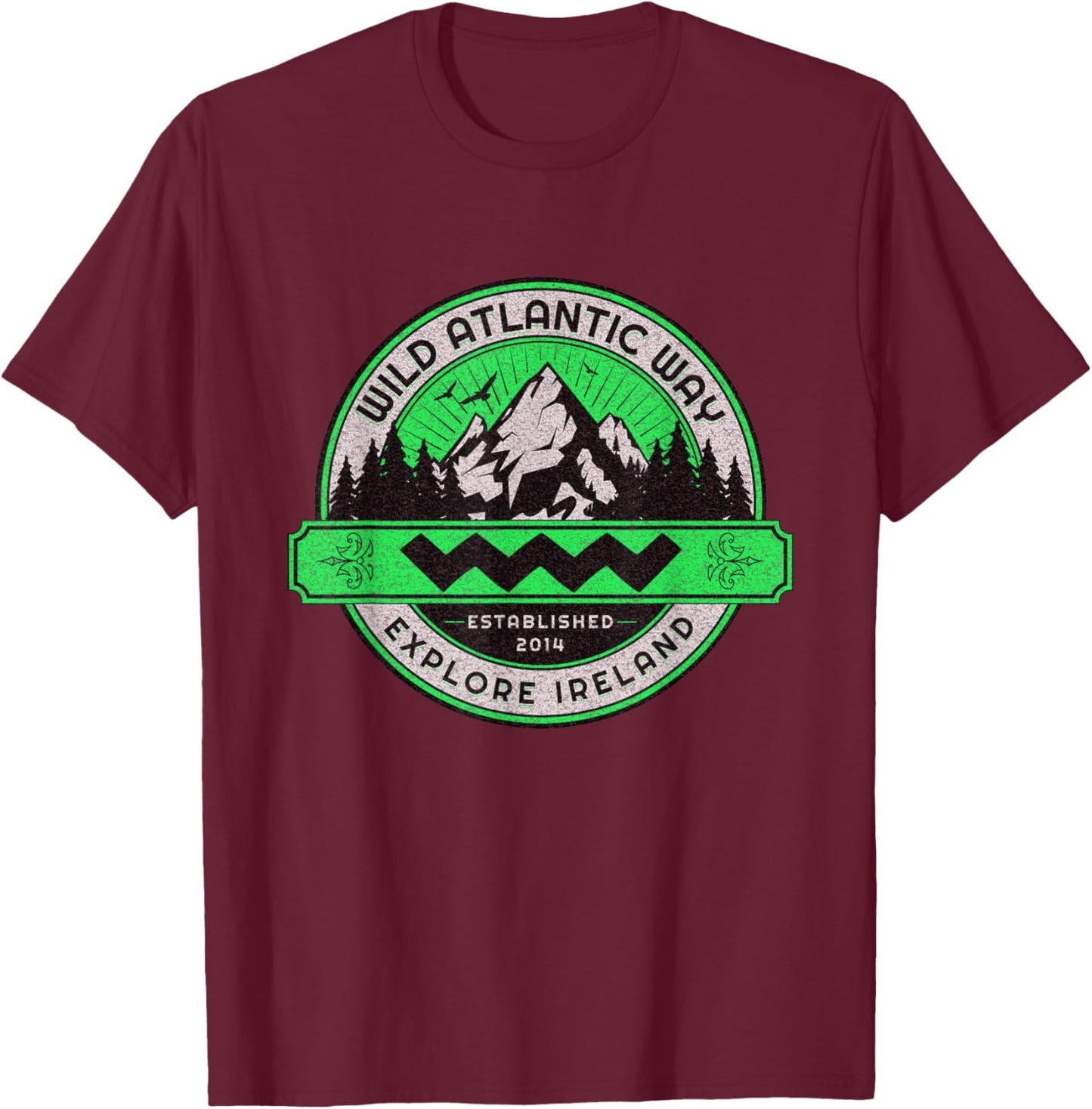 The wild Atlantic way ireland coastal route wome T-Shirt - T-Shirt | Maroon