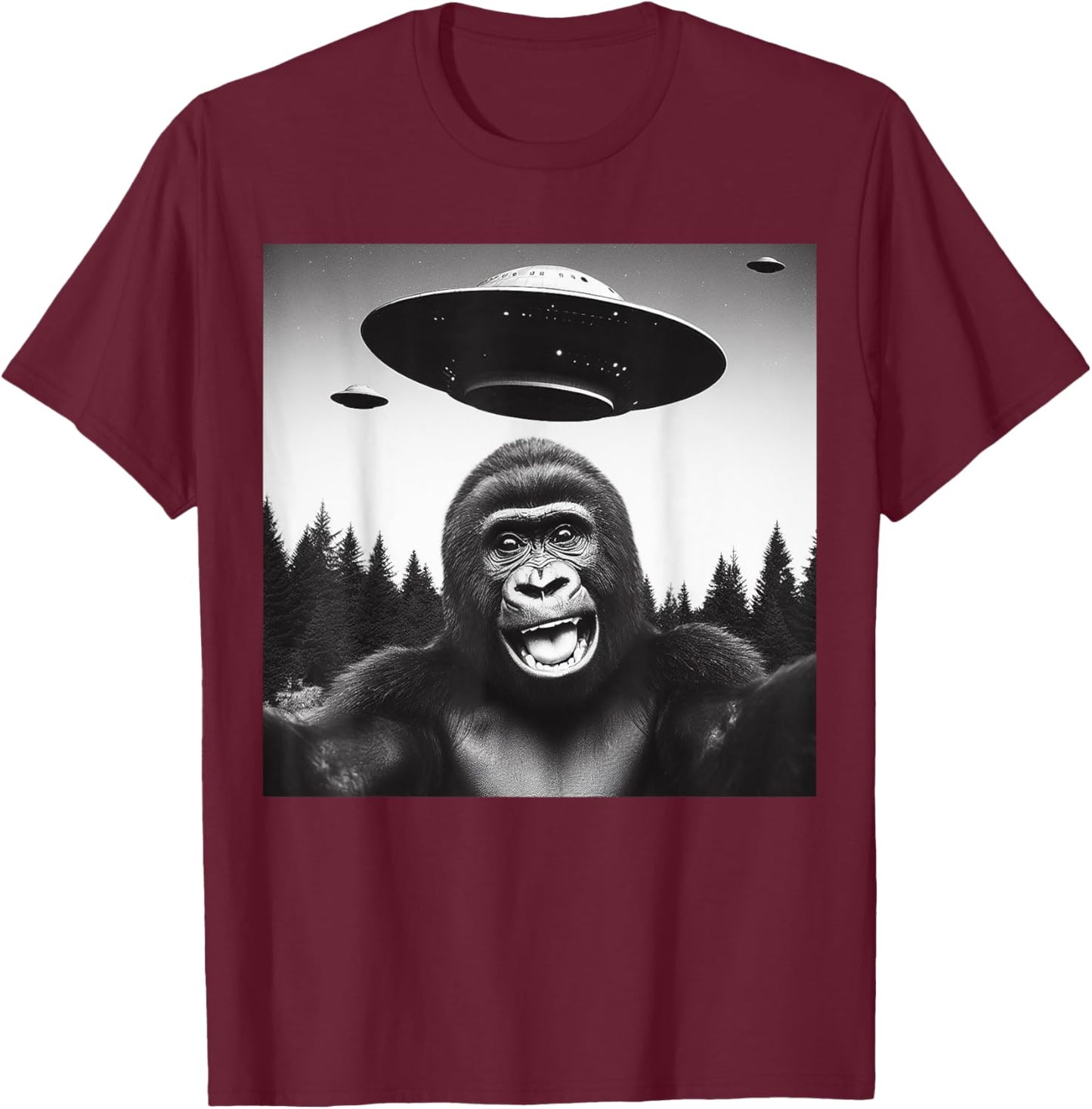 Gorilla Selfie With Alien UFO Funny Gifts Women Kid T-Shirt - T-Shirt | Maroon