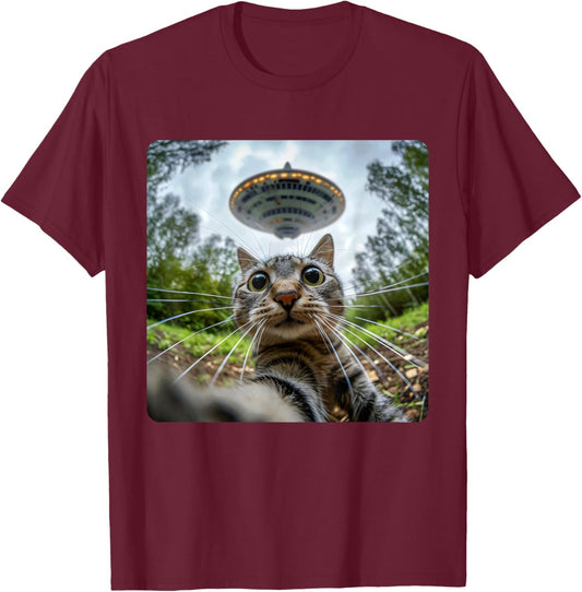 Extraterrestrial Encounter: Cat Selfie with Alien UFO Men Women Kids T-Shirt - T-Shirt | Maroon