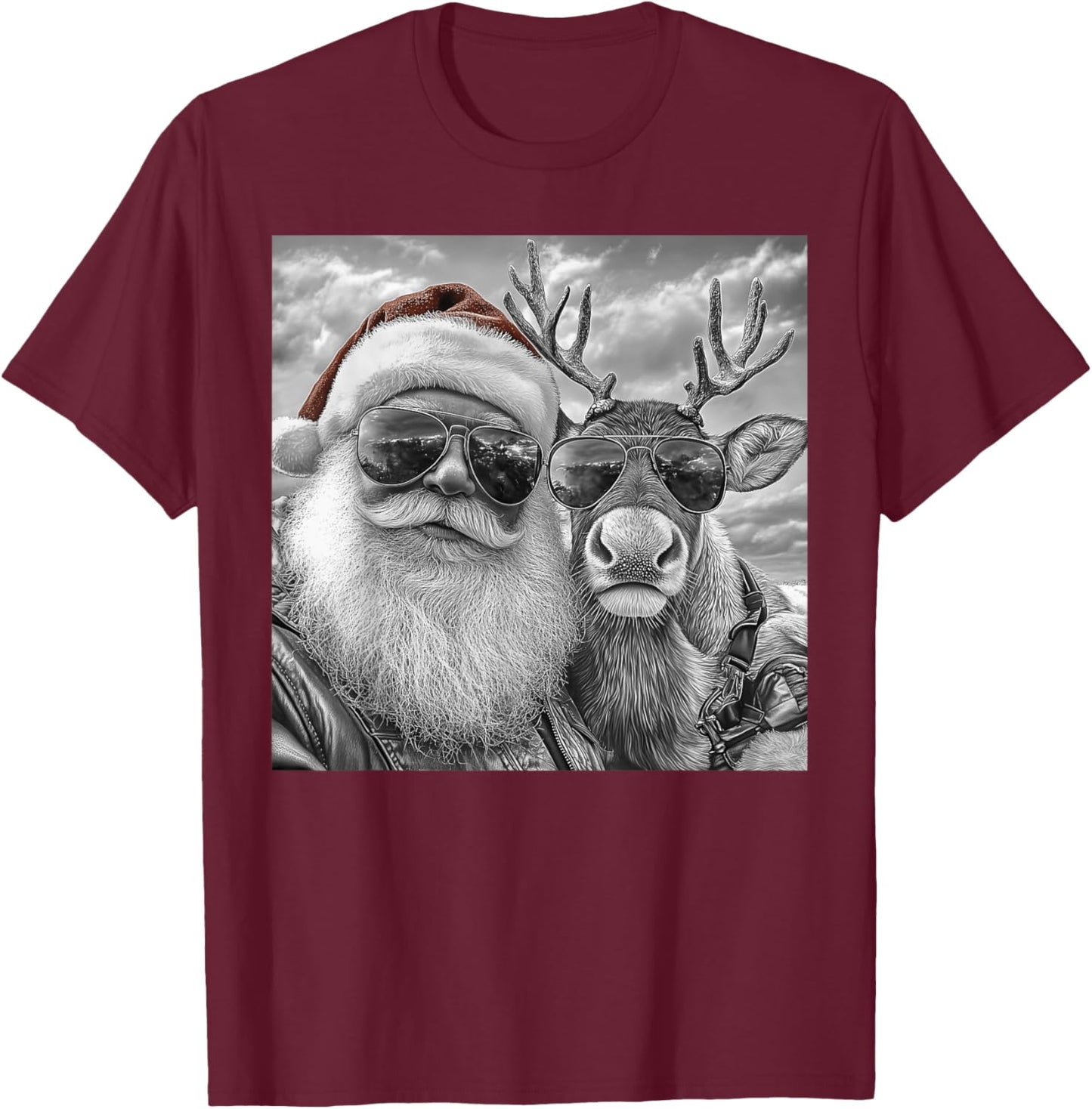 Funny Santa Claus Reindeer Selfie, Cool Retro Christmas T-Shirt - T-Shirt | Maroon
