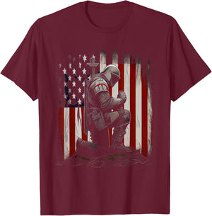 Knight Templar Christian Warrior Of God Crusader Gift T-Shirt - T-Shirt | Maroon