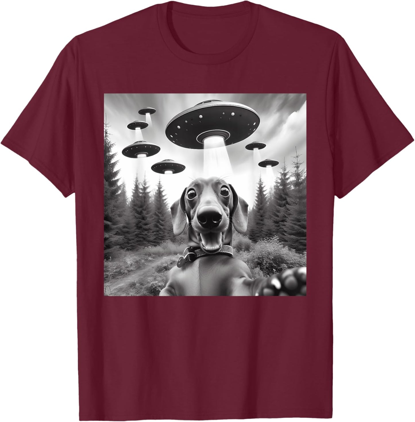 Dachshund Selfie with UFOs Outer Space Alien Kids Dog Owners T-Shirt - T-Shirt | Maroon