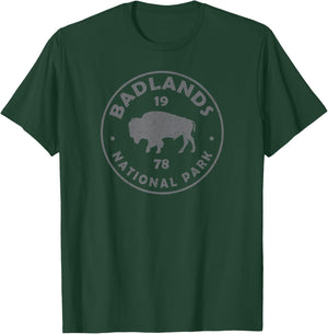 Badlands National Park Bison Vintage Hiking Souvenir T-Shirt - T-Shirt | Forest