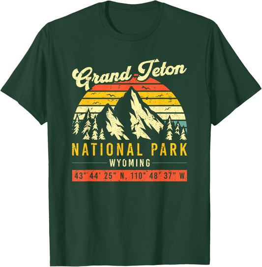 Grand Teton Wyoming Vintage Retro National Park T-Shirt - T-Shirt | Forest