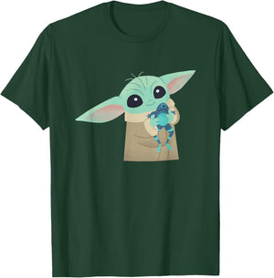 Star Wars The Mandalorian Grogu With Frog Cartoon T-Shirt - T-Shirt | Forest