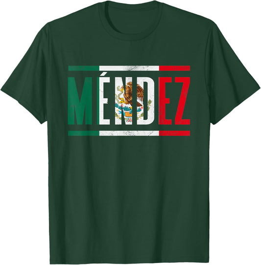 Apellido Méndez con bandera de México T-Shirt - T-Shirt | Forest