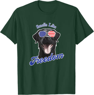 Black Labrador American Flag Vintage Americana Men T-Shirt - T-Shirt | Forest