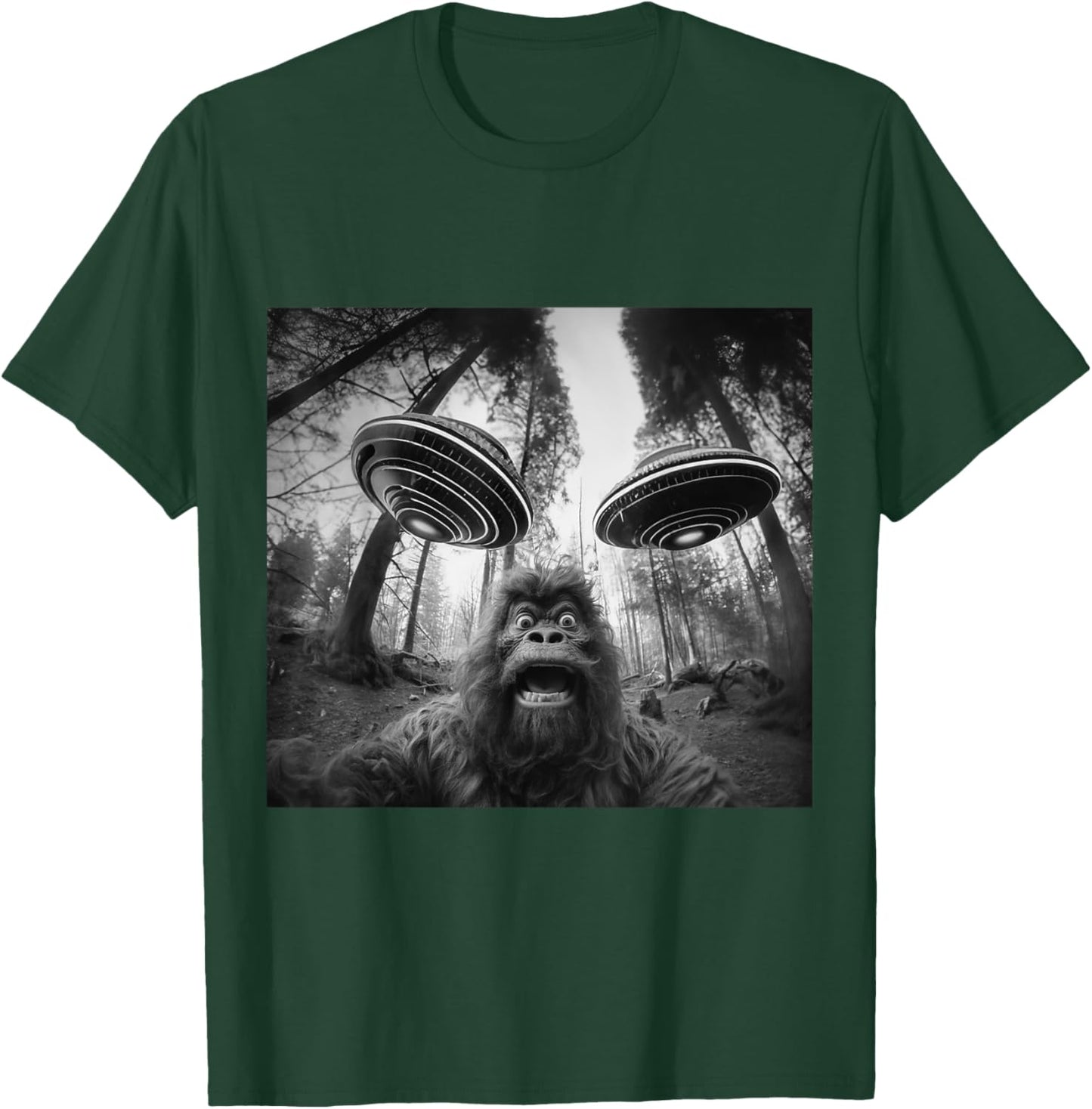 funny bigfoot Sasquatch Alien UFO women graphic fun T-Shirt - T-Shirt | Forest