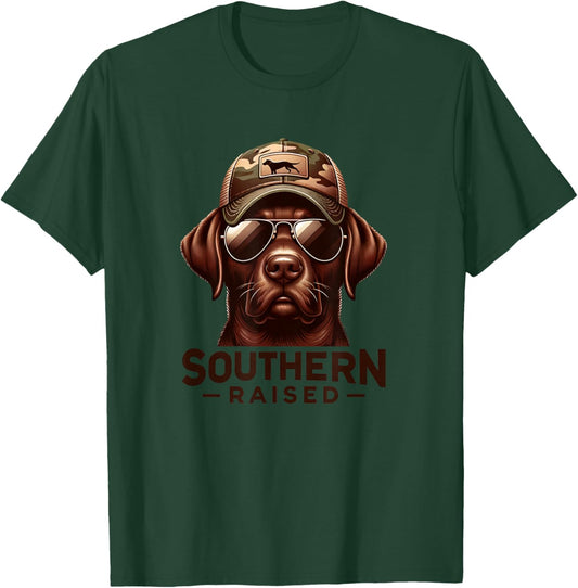 Chocolate Lab Southern Raised Hunting Dog Camo Hat T-Shirt - T-Shirt | Forest