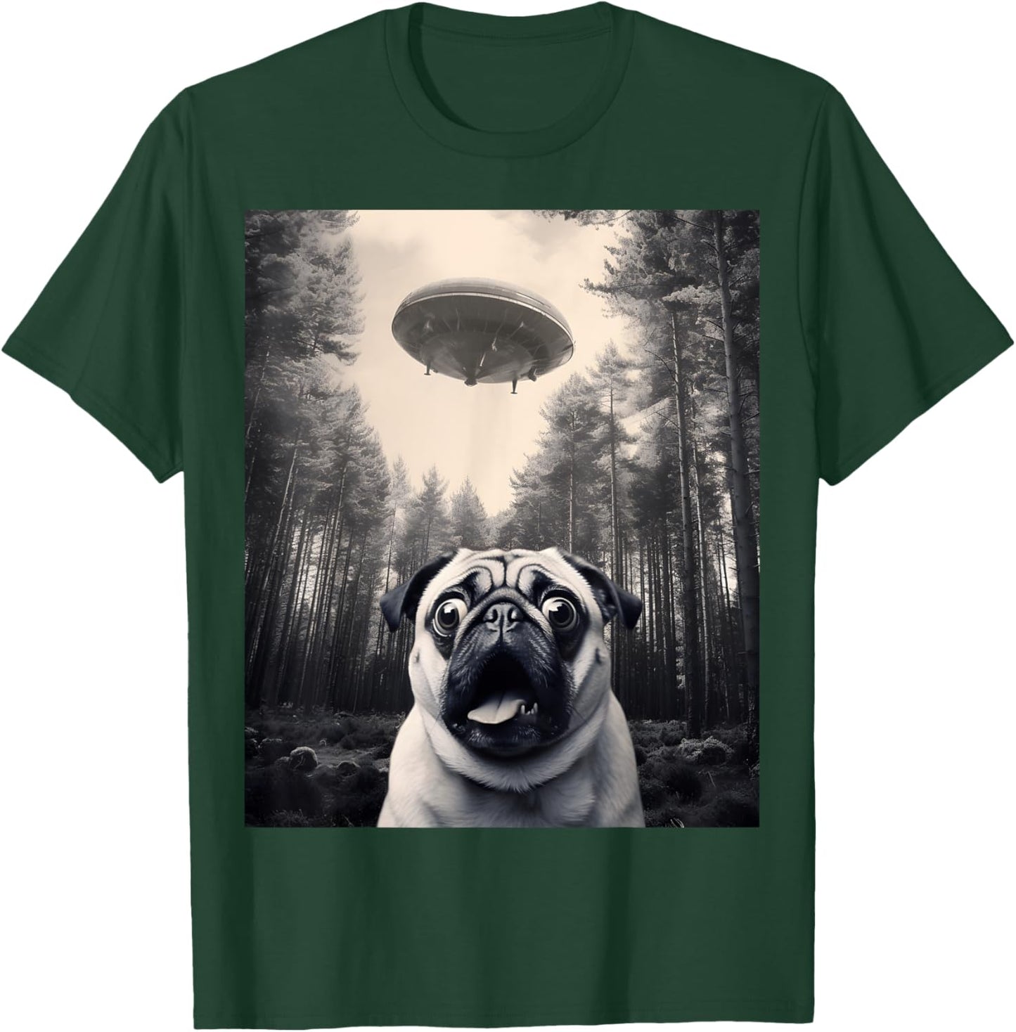 Cool Pug Selfie with UFOs Funny Pug Costume Alien Spaceship T-Shirt - T-Shirt | Forest
