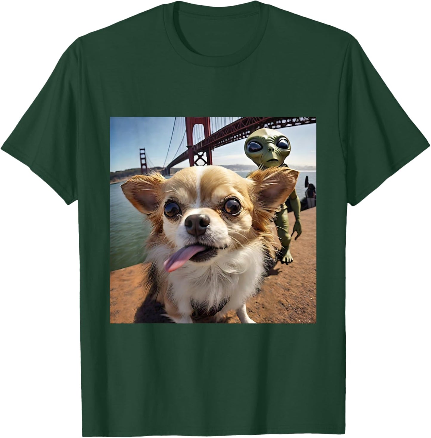 CHIHUAHUA selfie UFO alien Golden Gate Bridge dog dad mom Men Women T-Shirt - T-Shirt | Forest
