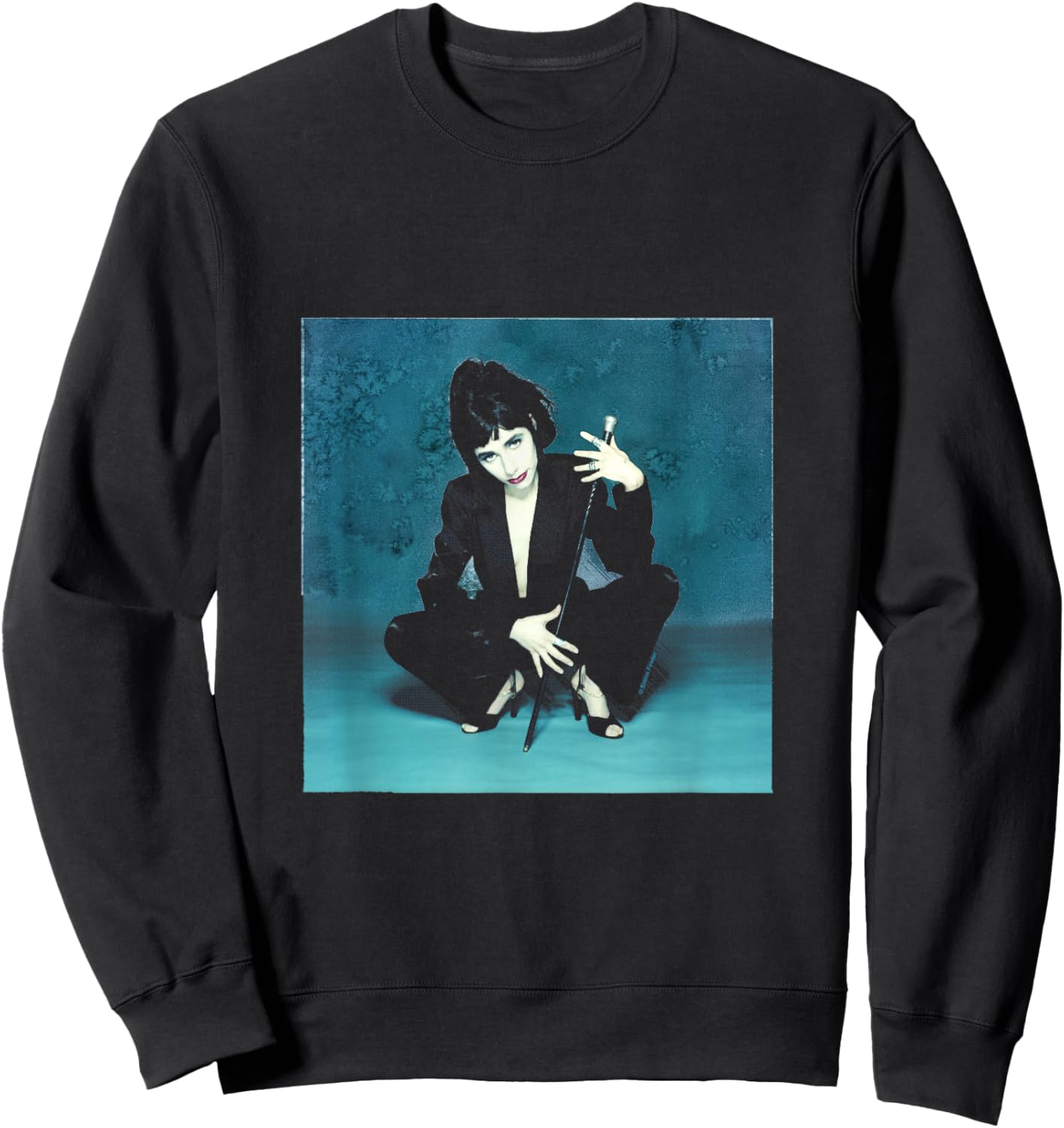 Singer PJ Harvey Photo Shoot By Simon Fowler Sweatshirt - Sweatshirt | Black