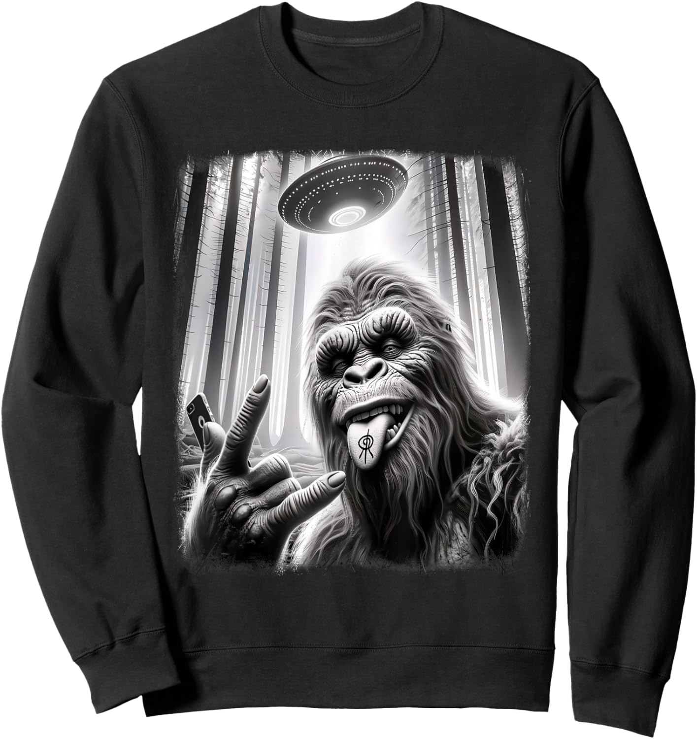 Sasquatch Selfie Big Foot Rock On UFO Alien Funny 0HJXK2 Sweatshirt - Sweatshirt | Black