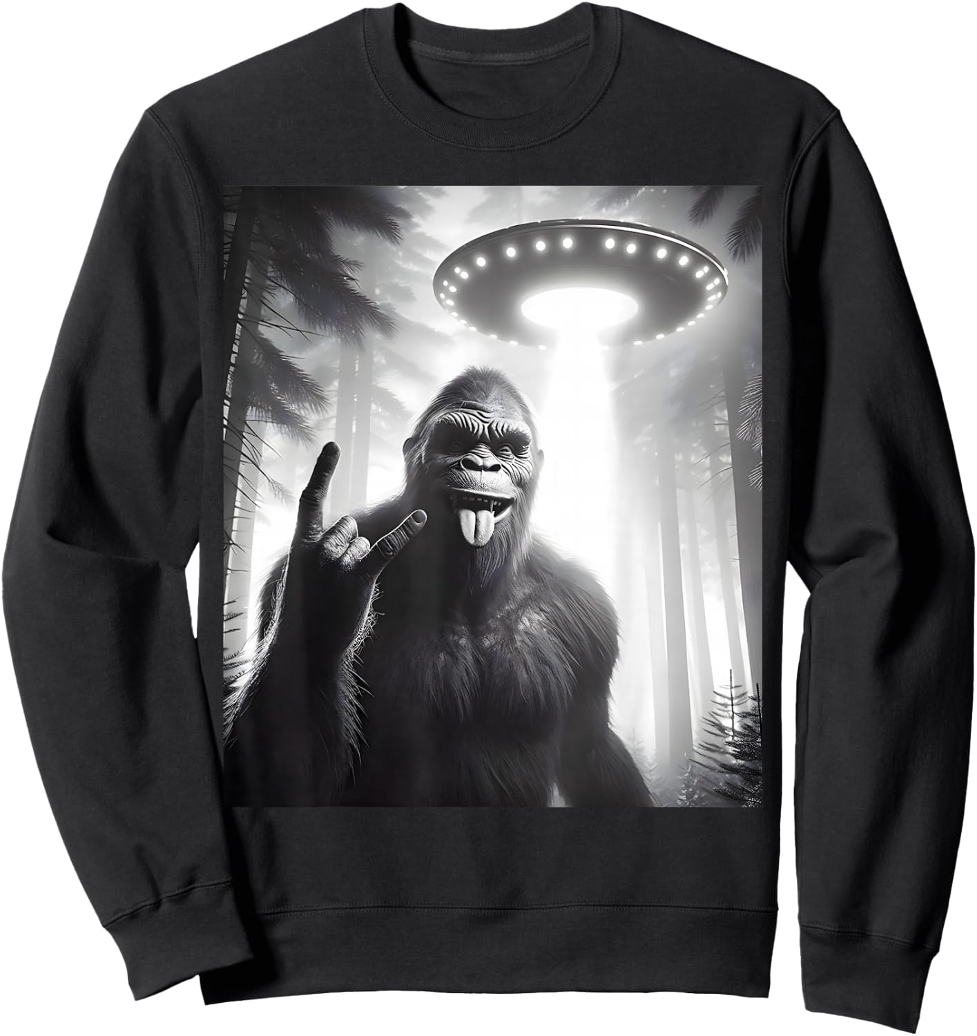 Funny Sasquatch Bigfoot Selfie With UFO Alien Rock Sign Sweatshirt - Sweatshirt | Black