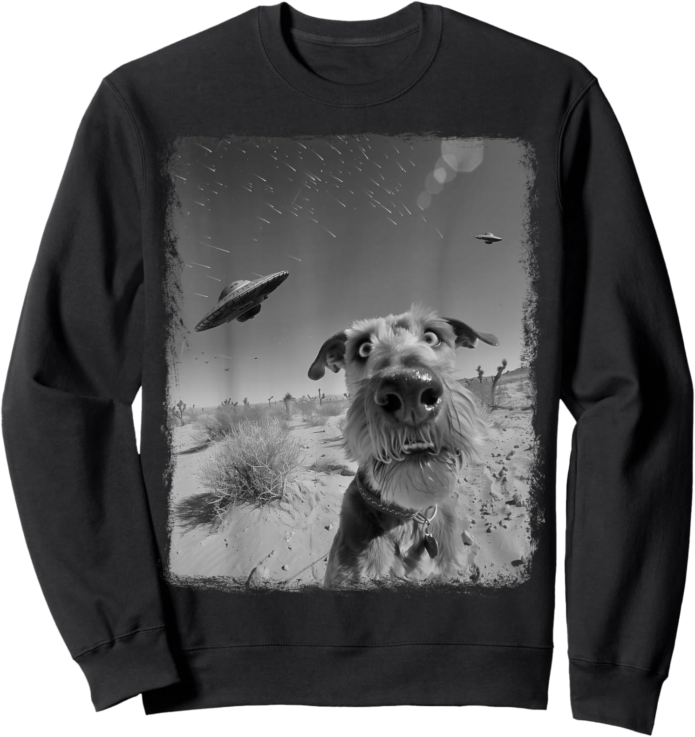 Airedale Terrier Dog UFO Alien Extraterrestrial Selfie Sweatshirt - Sweatshirt | Black