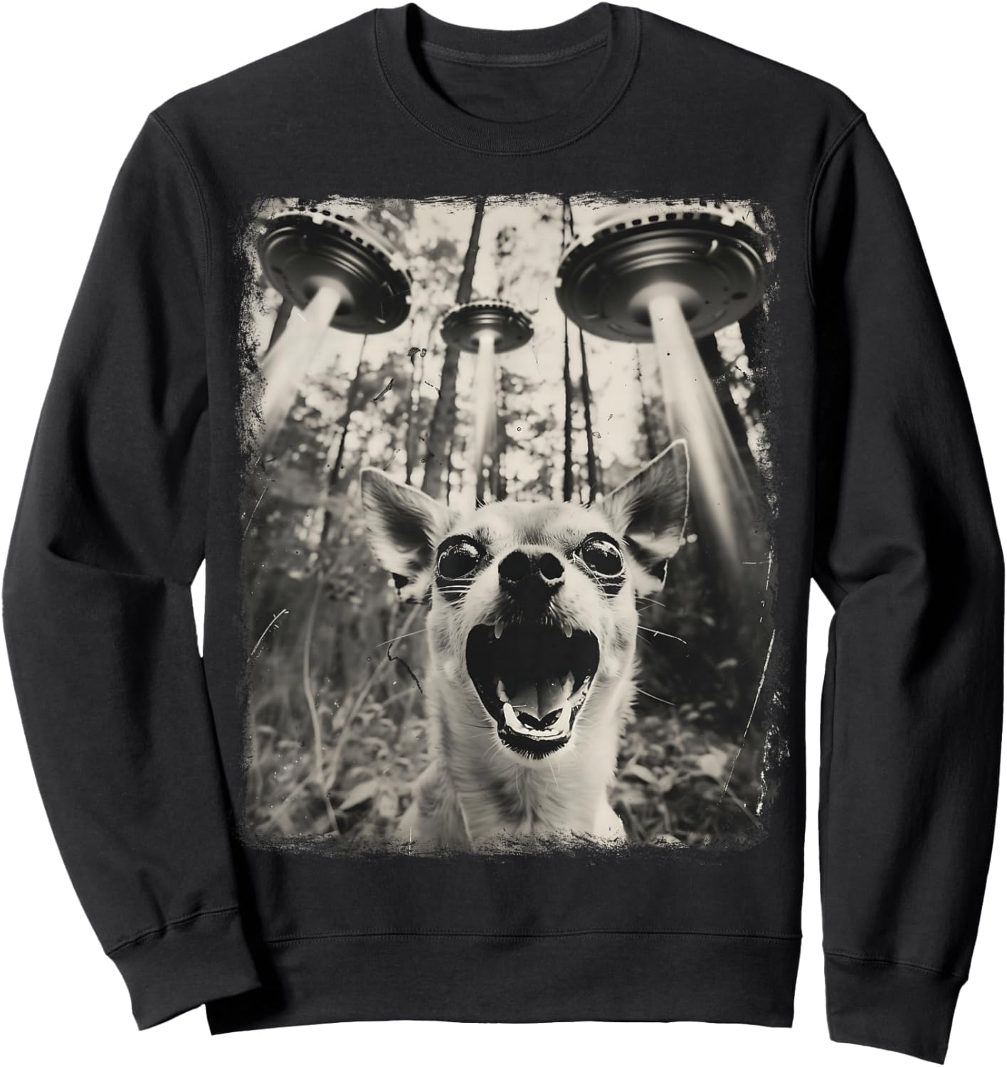 Chihuahua Dog UFO Alien Extraterrestrial Selfie Sweatshirt - Sweatshirt | Black