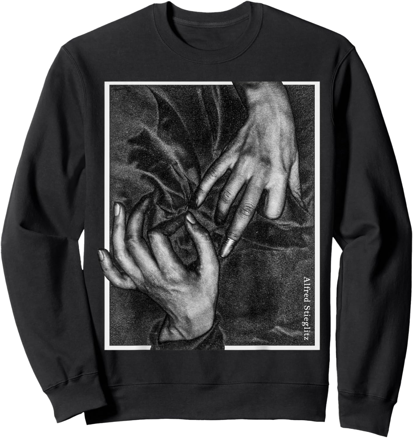 Georgia O’Keeffe Hands and Thimble Sweatshirt - Sweatshirt | Black