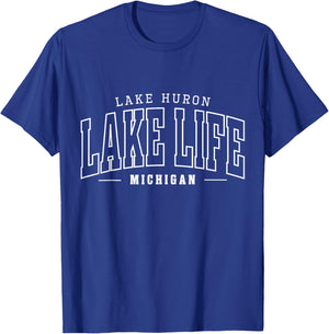 Lake Life Minimalist Huron Lake Summer Vacation Babe T-Shirt - T-Shirt | Royal