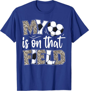 My heart is on that field Soccer leopard soccer mom player T-Shirt - T-Shirt | Royal