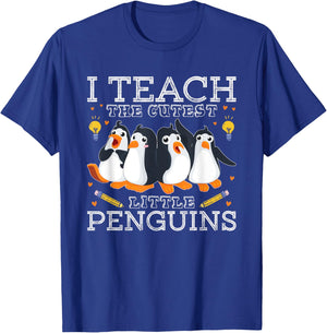 I Teach The Cutest Little Penguins Cute School Teacher T-Shirt - T-Shirt | Royal
