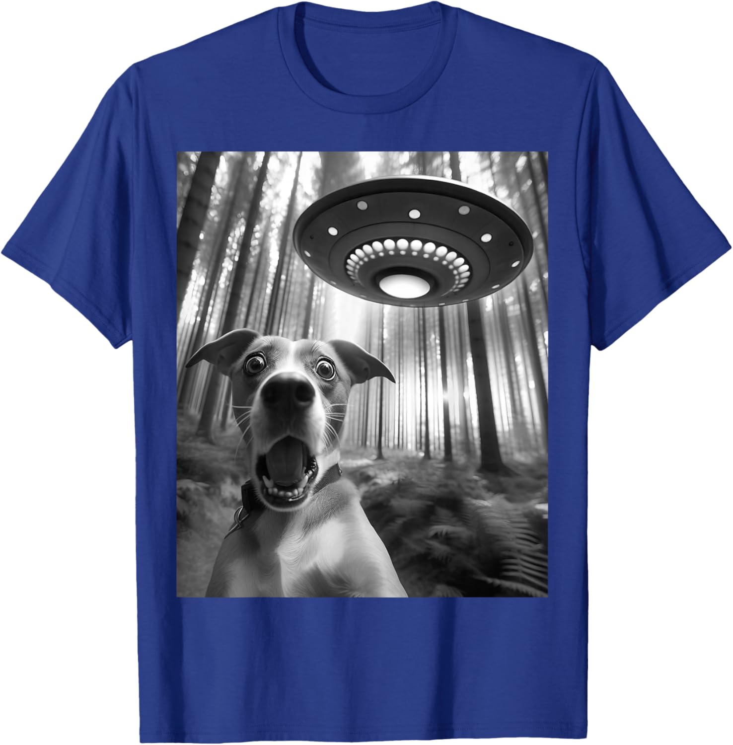 Dog Selfie With Alien UFO Meme Funny Dog Lover Spaceship T-Shirt - T-Shirt | Royal