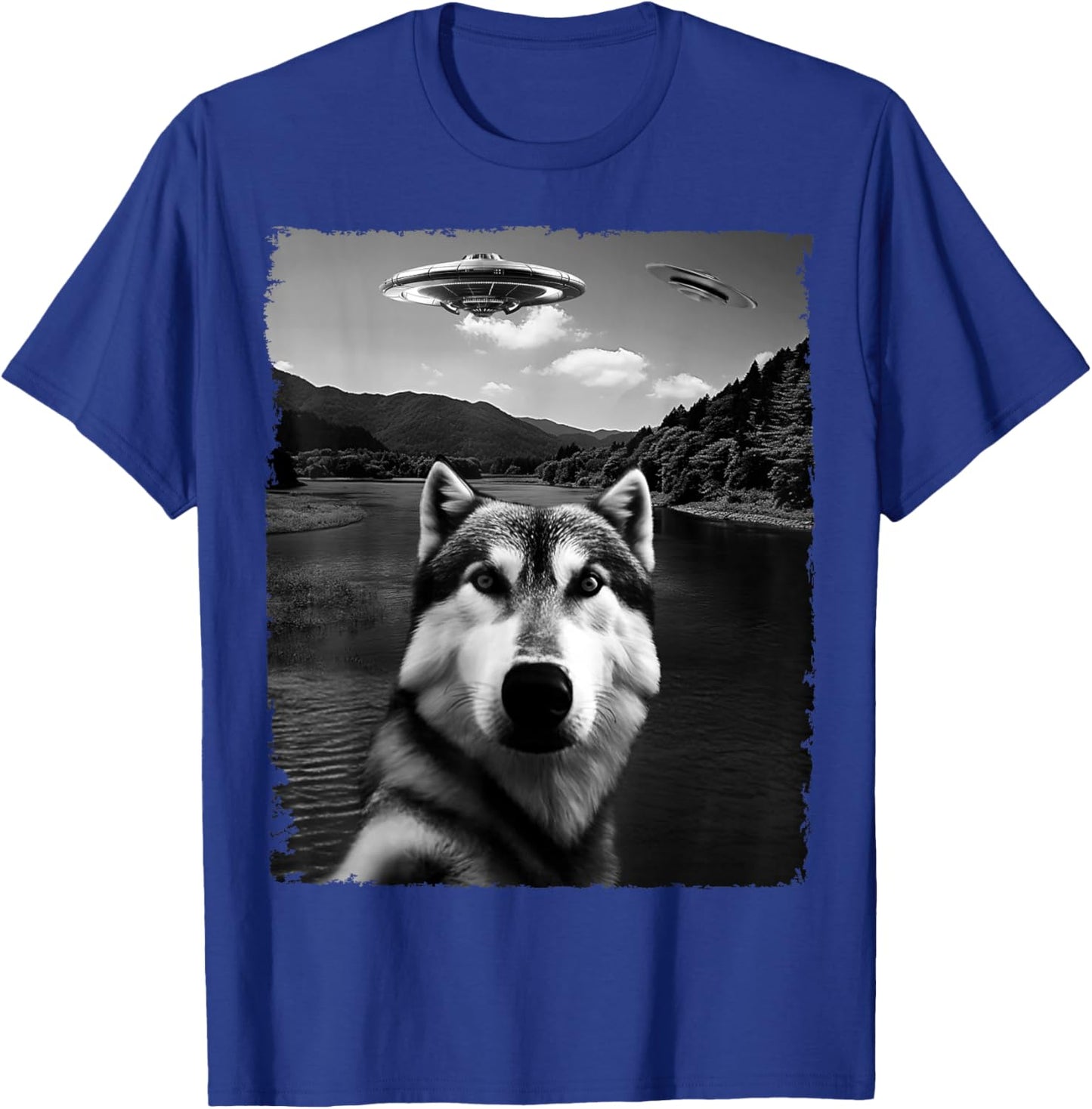 Dog Husky Selfie with Alien and Ufo Women Kids T-Shirt - T-Shirt | Royal