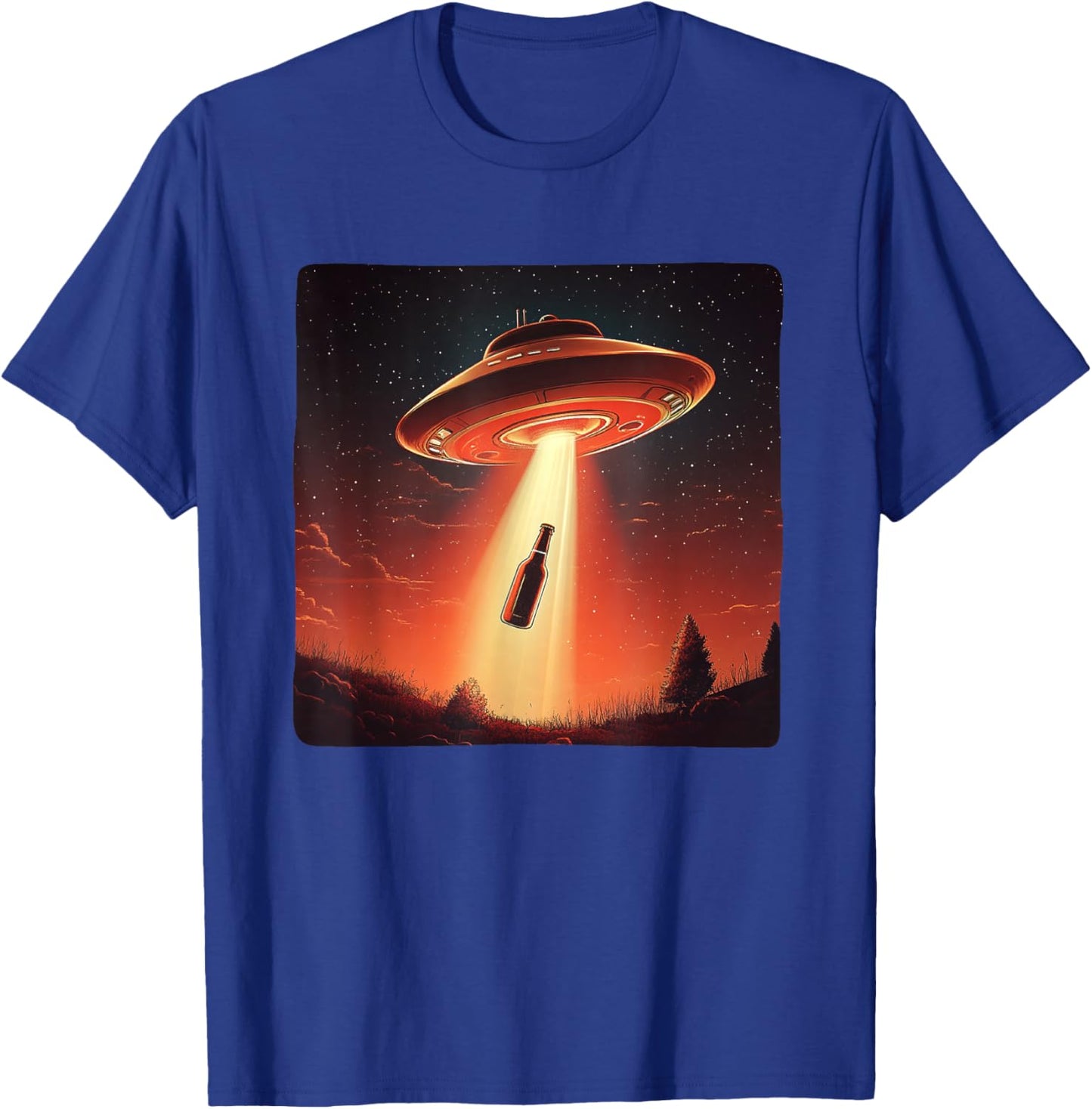 Funny UFO beams beer up for Alien Lovers T-Shirt - T-Shirt | Royal
