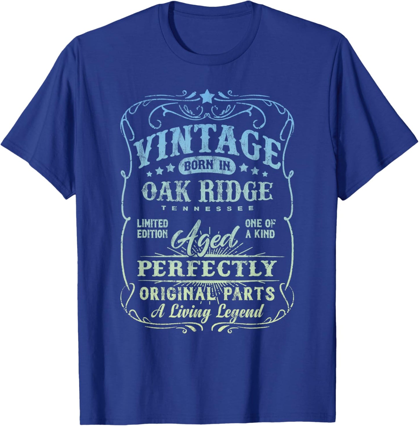 Vintage Born In Oak Ridge Tennessee Classic Birthday T-Shirt - T-Shirt | Royal