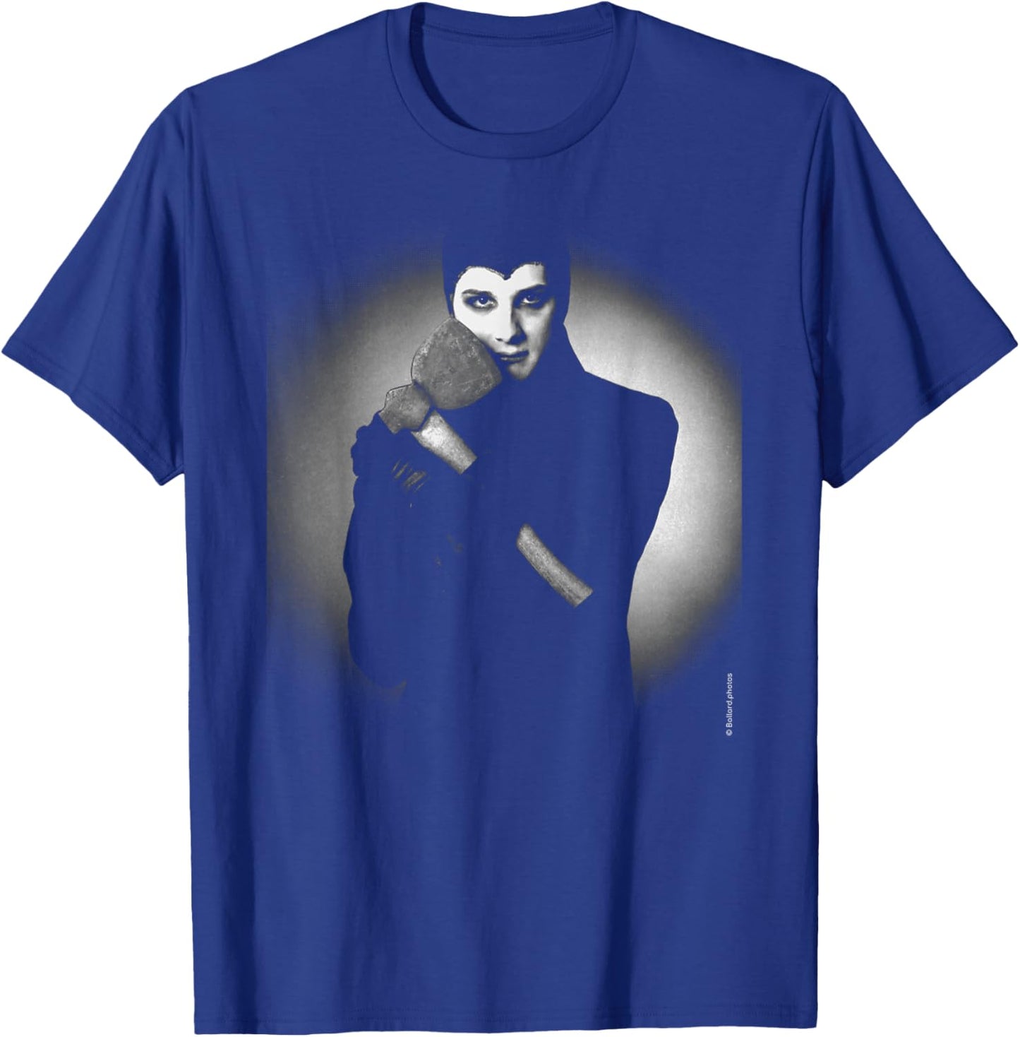 The Damned Singer David Vanian Axe By Allan Ballard T-Shirt - T-Shirt | Royal