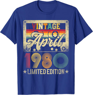 Born In 1980 - Vintage April 44th Birthday 44 Years Old T-Shirt - T-Shirt | Royal