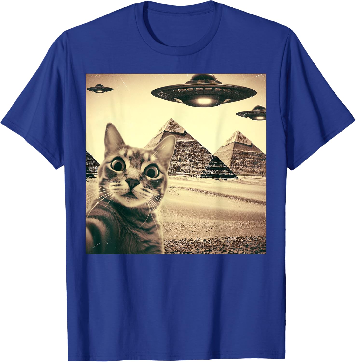 Cat Selfie With Alien UFO Funny Cat Gifts Women Kid T-Shirt - T-Shirt | Royal