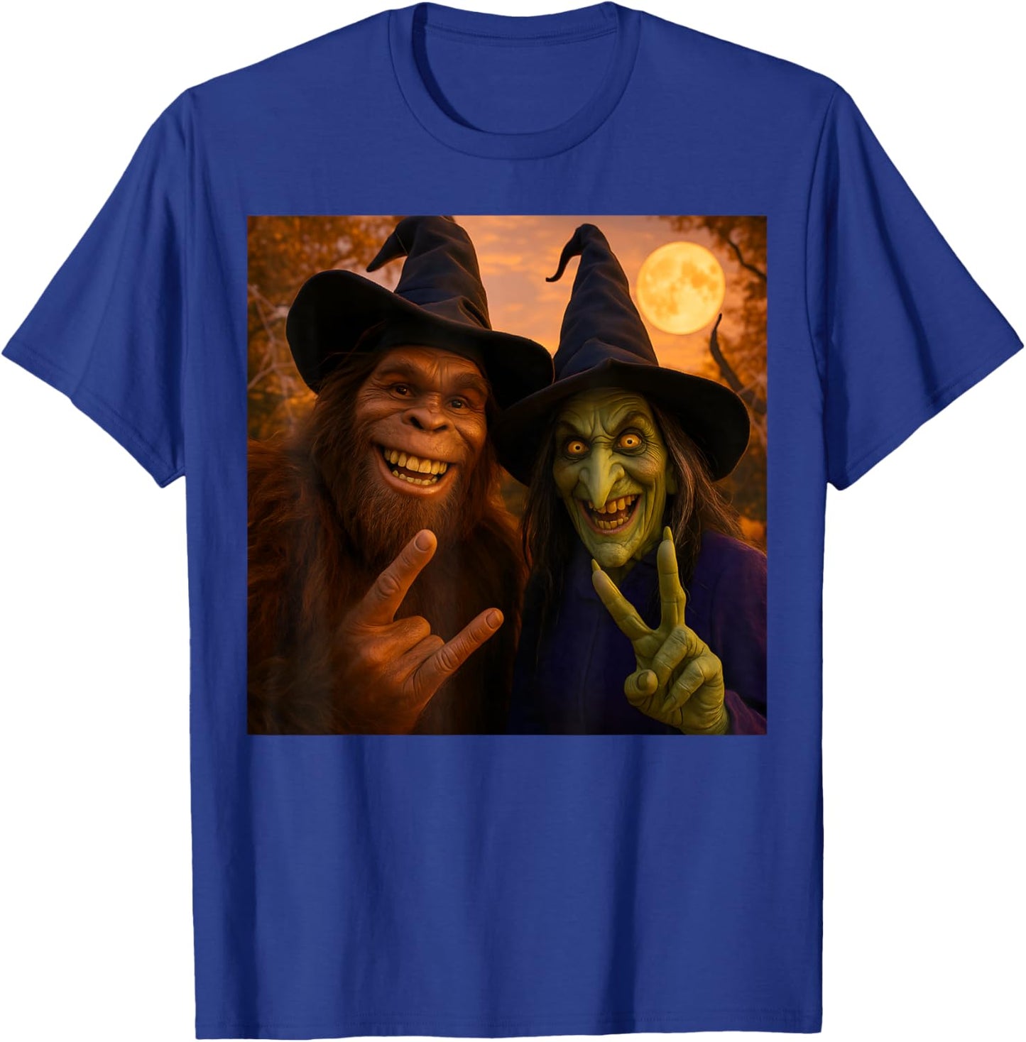 Bigfoot Witch Funny Halloween Selfie 2025 T-Shirt - T-Shirt | Royal