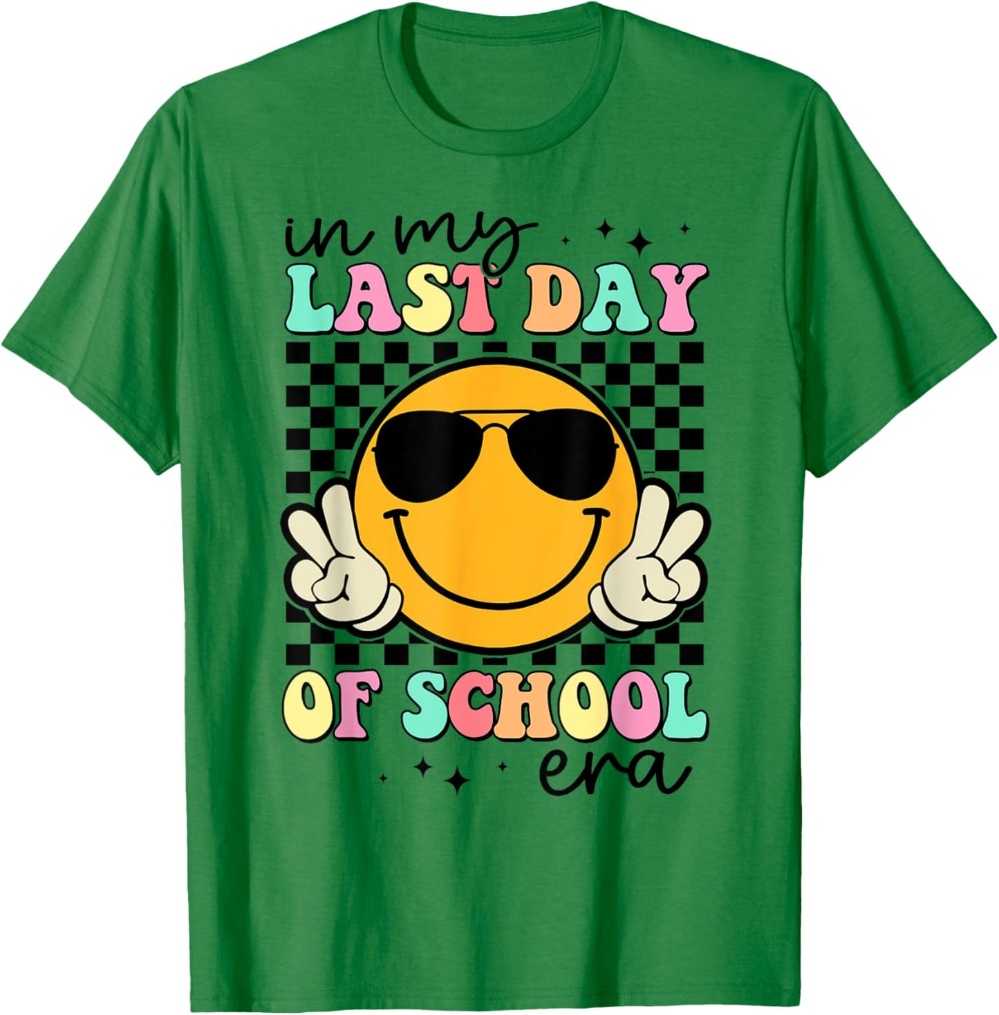 In My Last Day Of School Era Retro Smile Teacher Kids T-Shirt - T-Shirt | Irish Green
