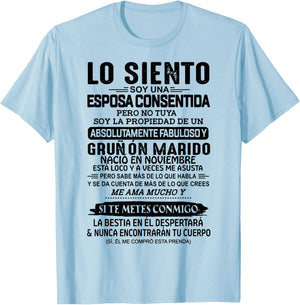Lo Siento Soy Una Esposa Consentida Nació En Noviembre T-Shirt - T-Shirt | Light Blue
