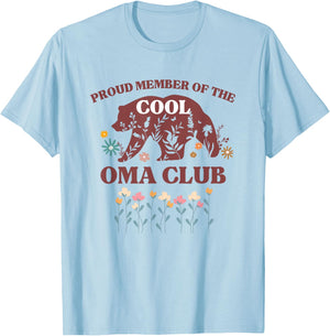 Proud Member of The Cool Oma Club Grandma Bear T-Shirt - T-Shirt | Light Blue