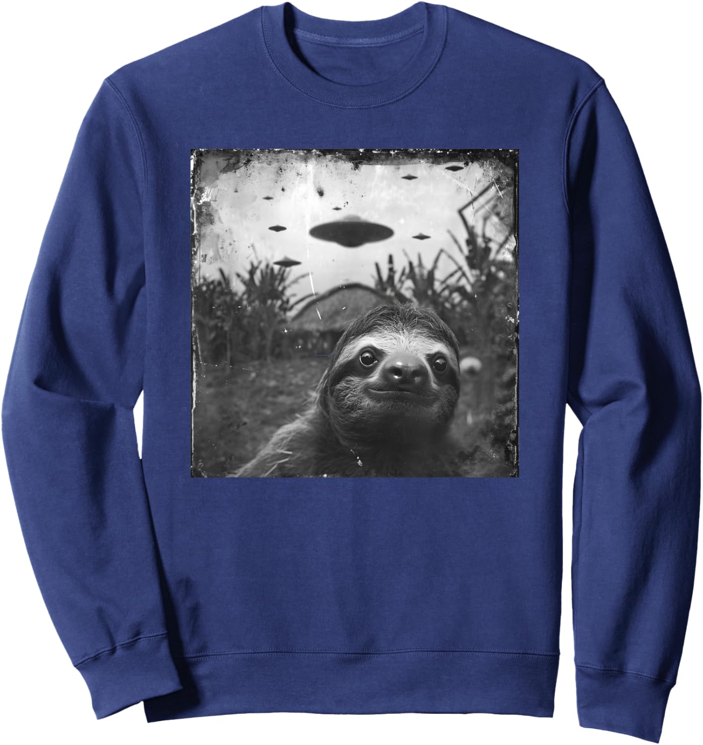 Sloth Selfie UFO Invasion Alien Spaceships Sloth Photo Sweatshirt - Sweatshirt | Navy