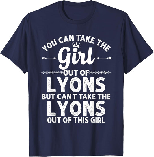 Girl Out Of LYONS KS KANSAS Gift Funny Home Roots USA T-Shirt - T-Shirt | Navy