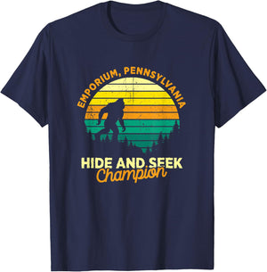 Retro Emporium, Pennsylvania Big foot Souvenir T-Shirt - T-Shirt | Navy