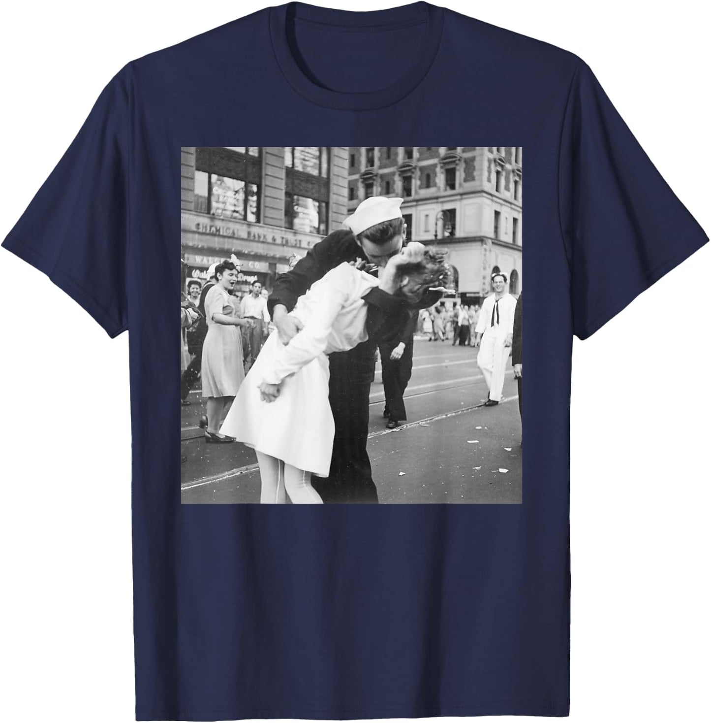 The Kiss V-J Day in Times Square Patriotic Graphic T-Shirt - T-Shirt | Navy